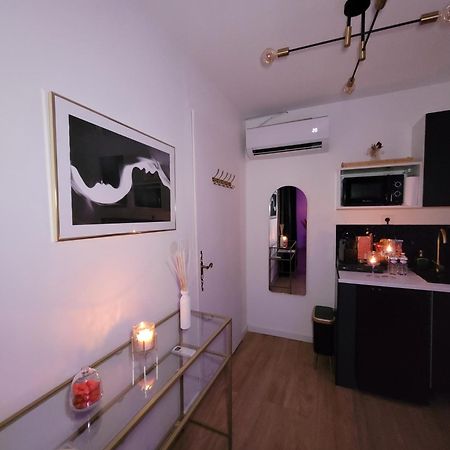 Nuit D'Evasion Love Room Avec Baignoire Balneotherapie Tolón Exterior foto